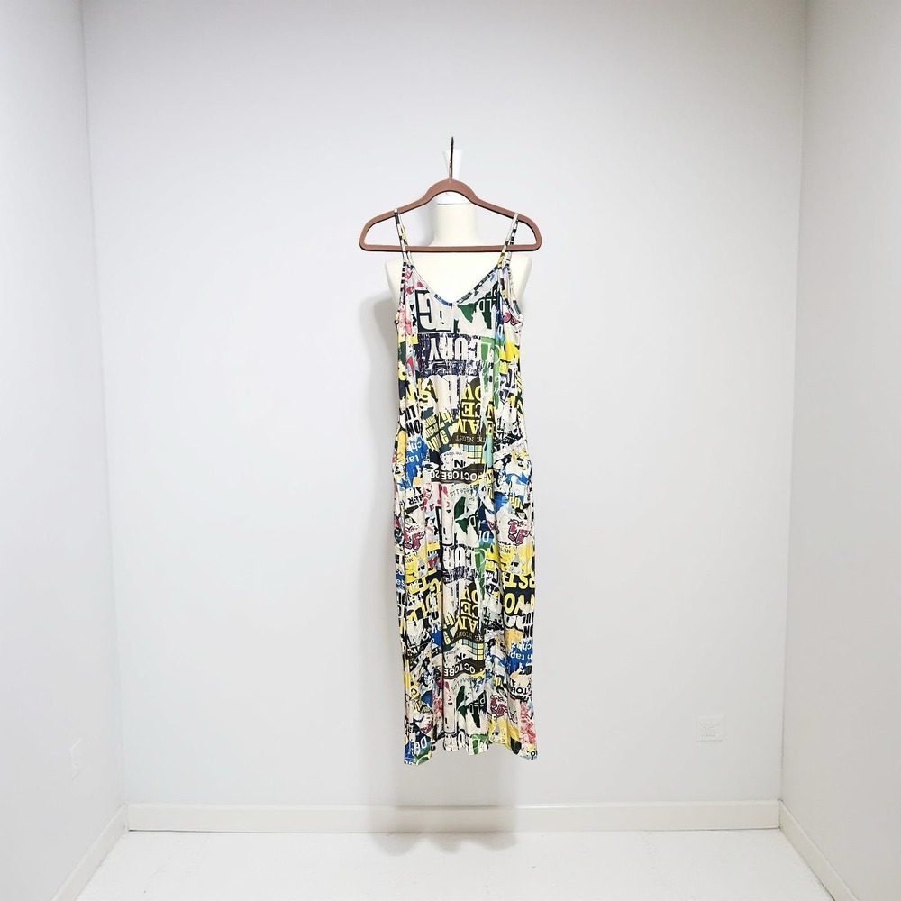 Graphic Print Sleeveless Dress